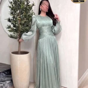 فستان أورجنزة مكسر بتفاصيل راقية