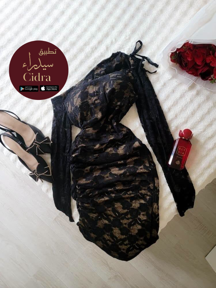 فستان شبك دانتيل بتفاصيل مميزة - Image 3